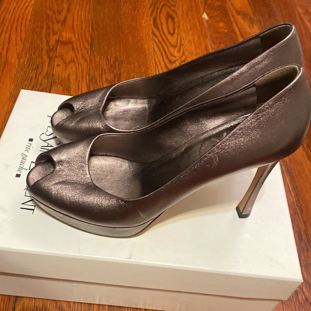 Saint Laurent Metallic Bronze Peep-Toe Pumps - Picture 4 of 4